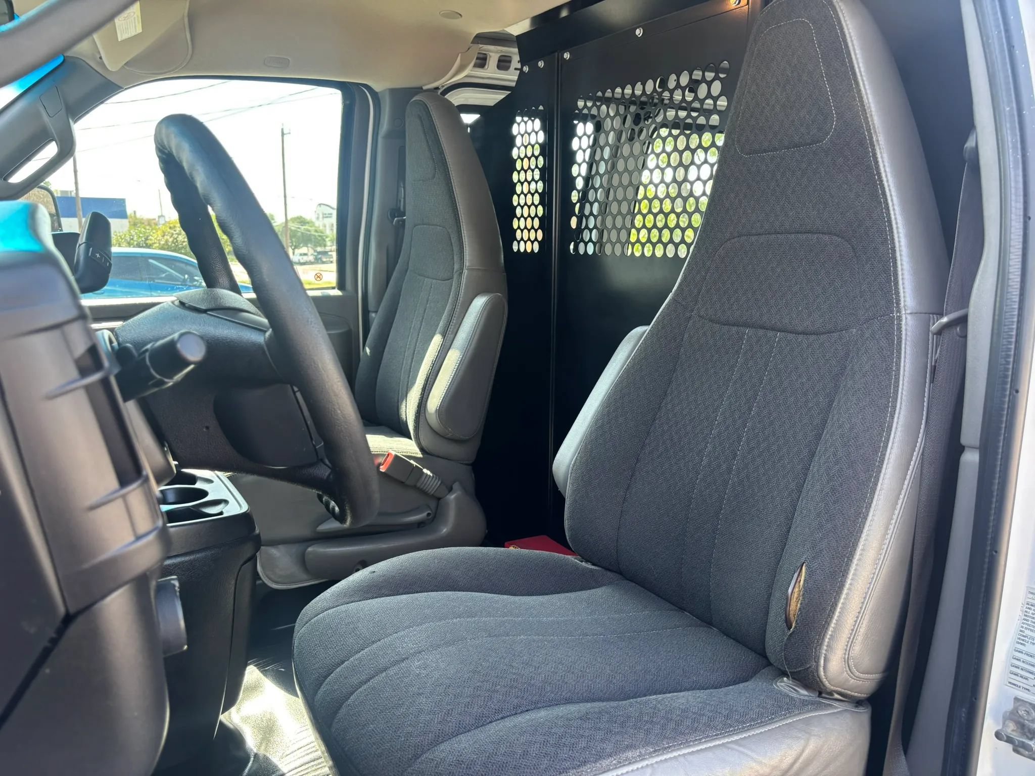 Used 2021 GMC Savana 2500 w/ Driver Convenience Package RWD image 19