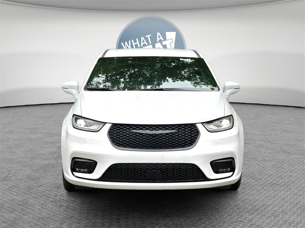 New 2022 Chrysler Pacifica Touring-L w/ S Appearance Package image 28