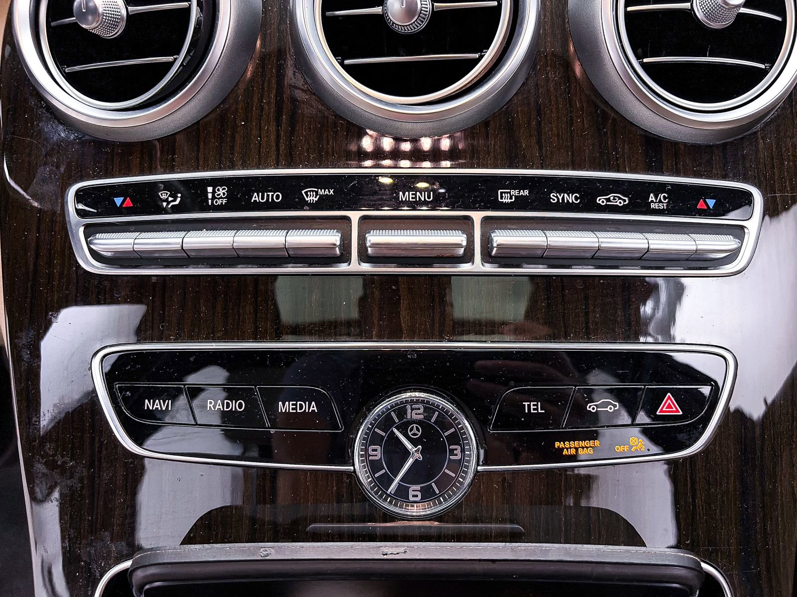 Used 2020 Mercedes-Benz C 300 Sedan image 23