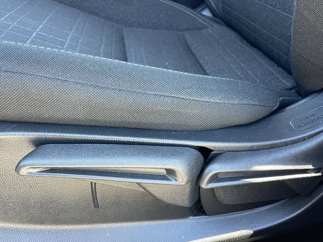 Certified 2025 Honda HR-V LX image 23