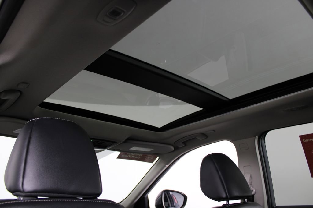Certified 2023 Nissan Rogue SL image 25