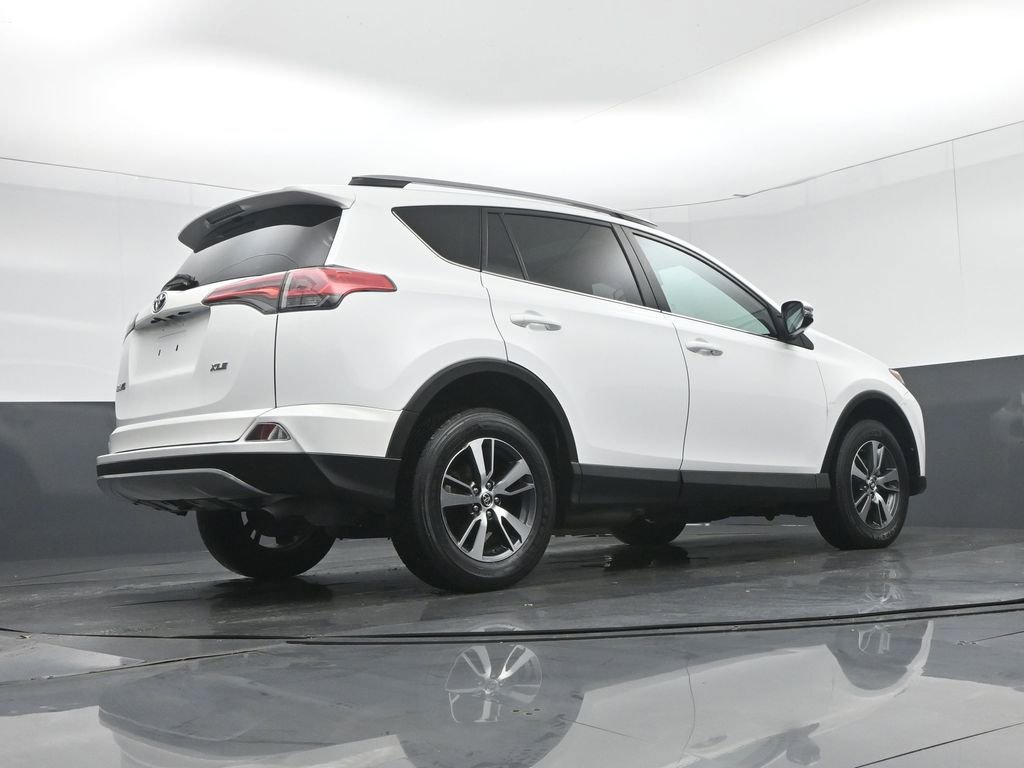 Used 2018 Toyota RAV4 XLE w/ Plus Extra Value Package image 54