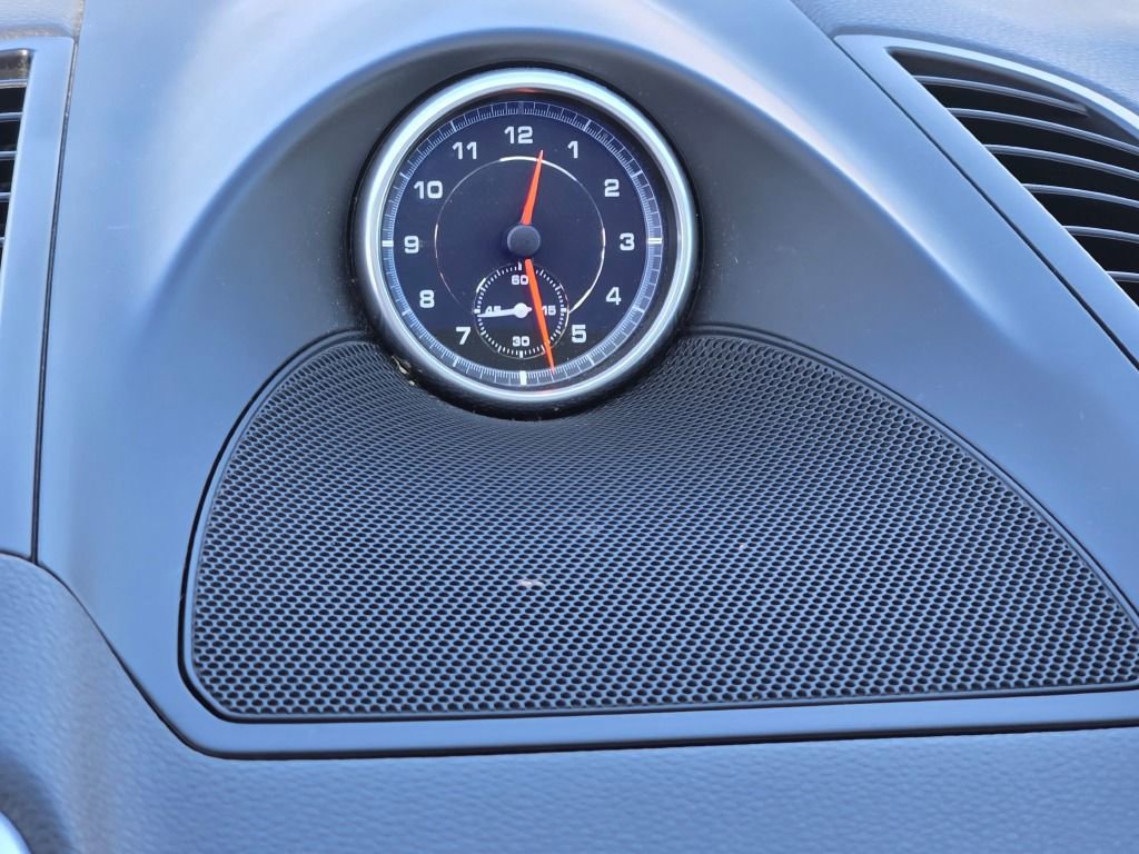 Used 2018 Porsche Cayenne image 21