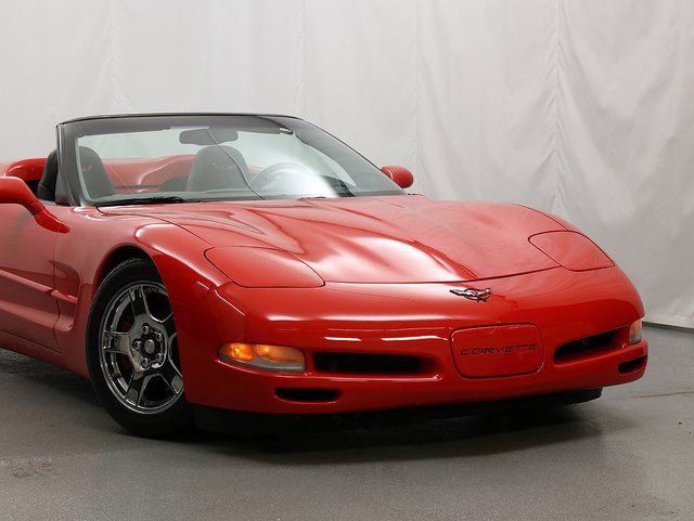 Used 1999 Chevrolet Corvette Convertible w/ Memory Pkg RWD image 3