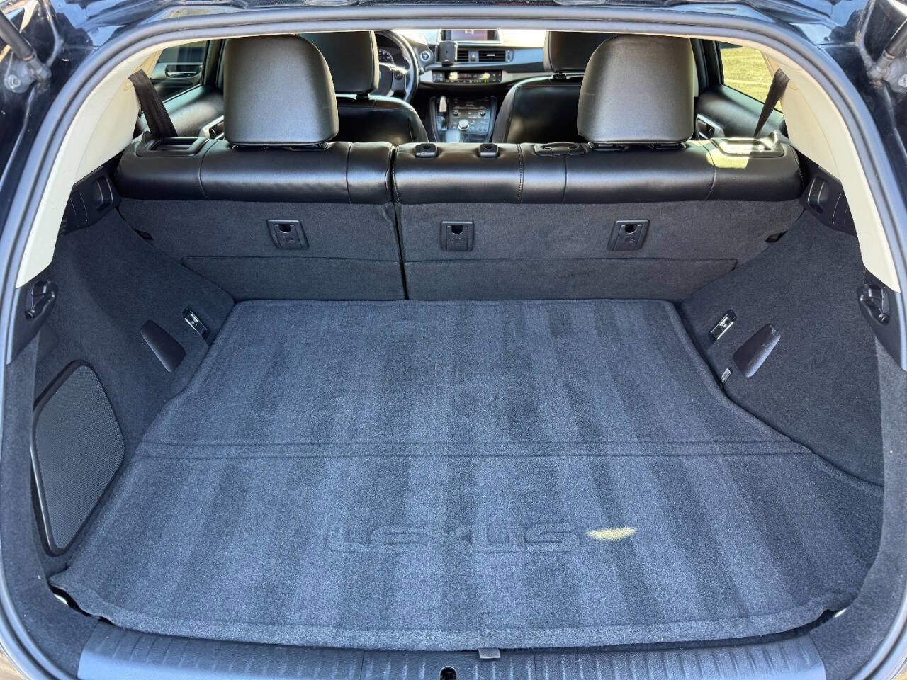 Used 2014 Lexus CT 200h image 20