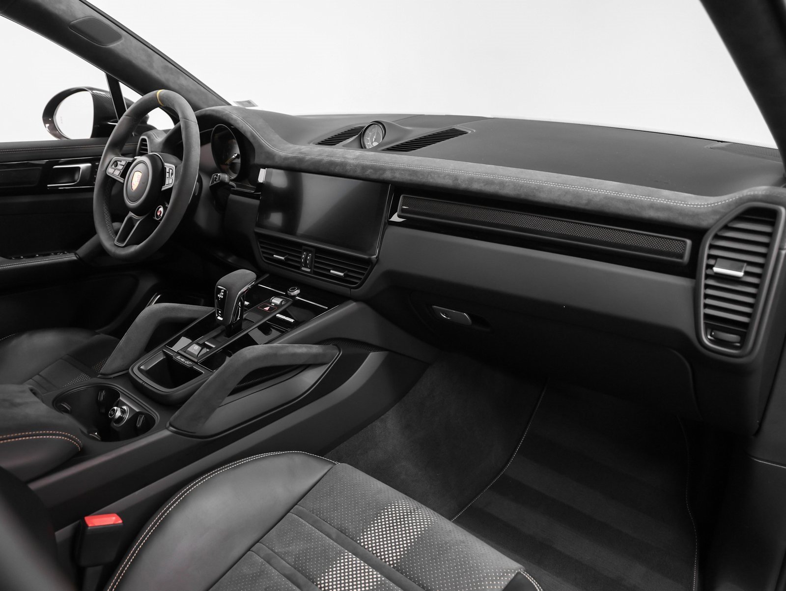 Used 2022 Porsche Cayenne Turbo GT image 36