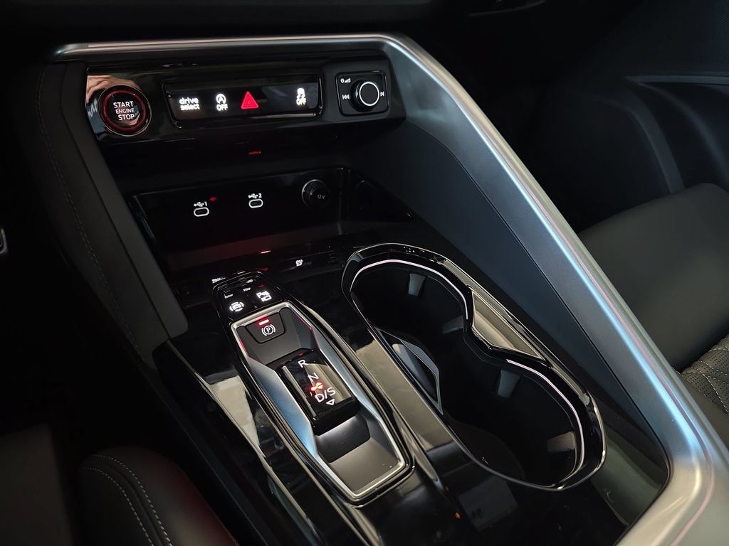 New 2026 Audi SQ5 Premium Plus AWD/4WD image 23