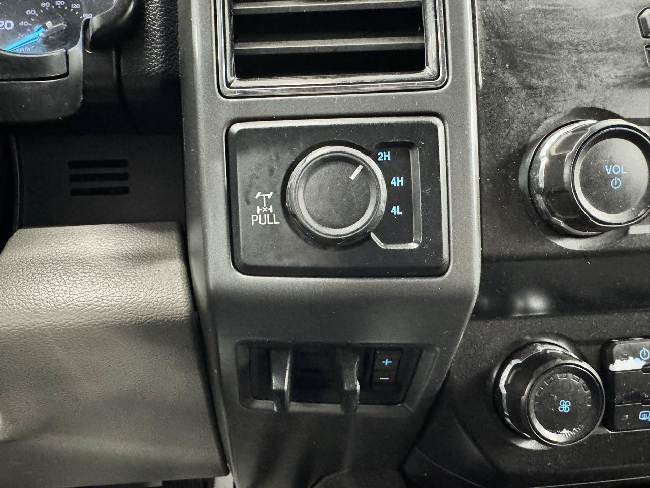 Used 2019 Ford F250 XLT AWD/4WD image 25