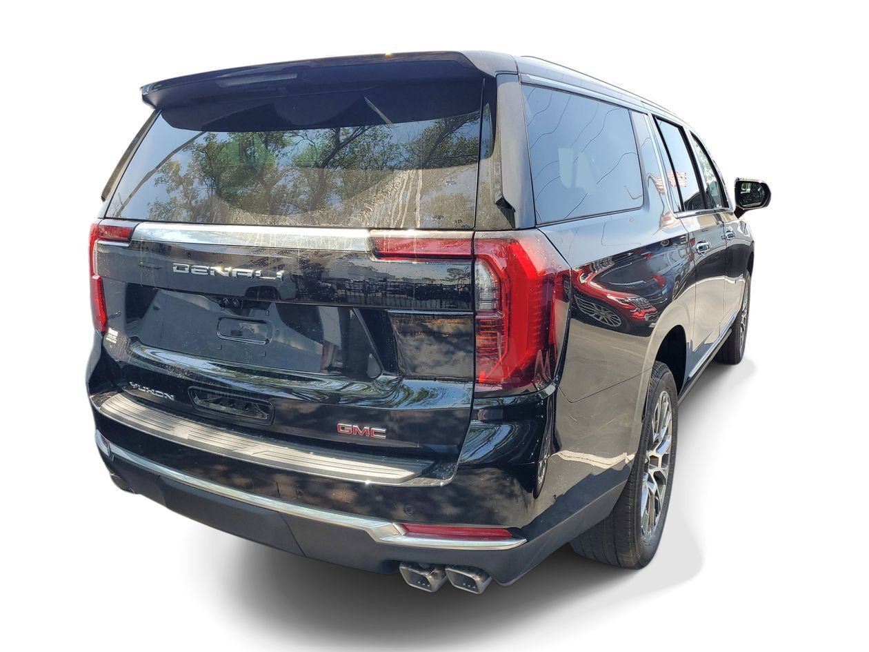 New 2026 GMC Yukon XL Denali w/ Denali Reserve Package AWD/4WD image 5