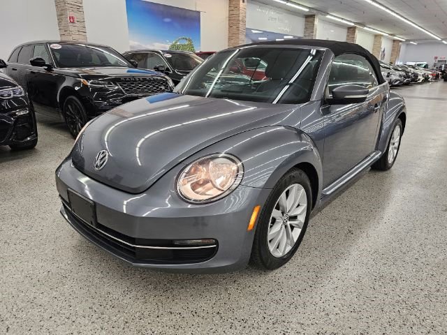 Used 2014 Volkswagen Beetle TDI image 1