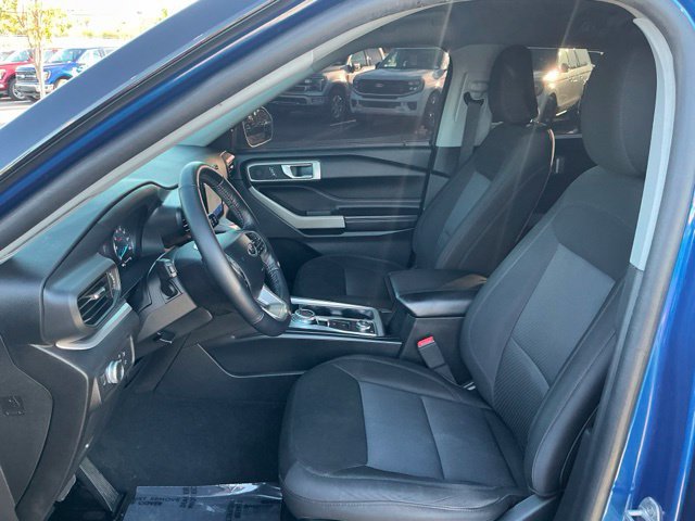 Used 2022 Ford Explorer XLT AWD/4WD image 17