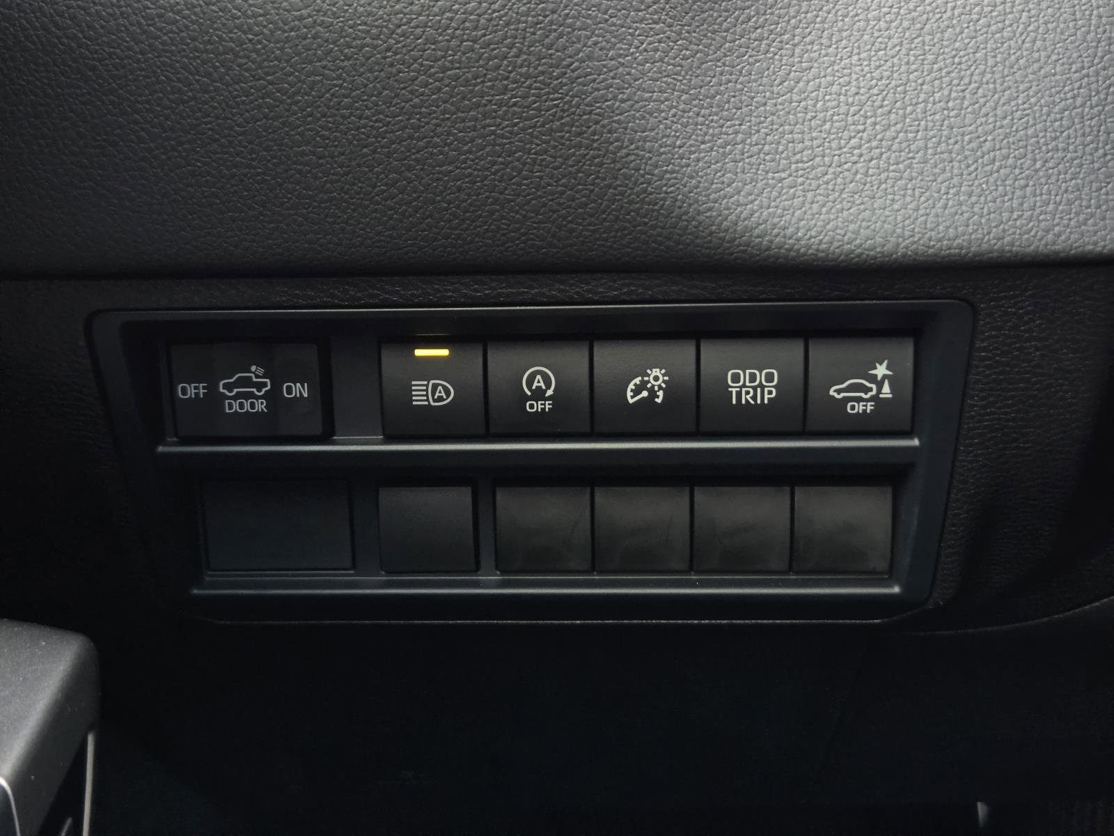Used 2025 Toyota Tundra Limited w/ TRD Off-Road Package AWD/4WD image 25