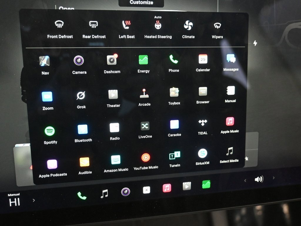 Used 2022 Tesla Model Y Performance image 17