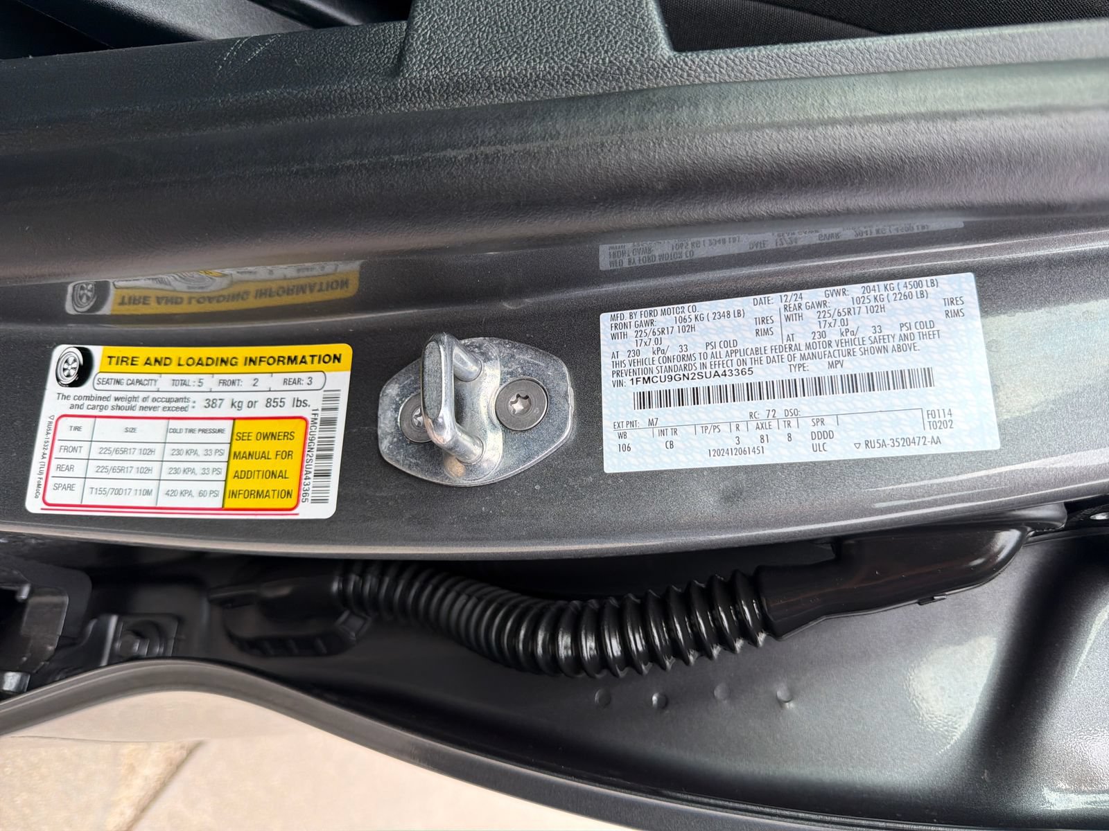 Used 2025 Ford Escape Active AWD/4WD image 31