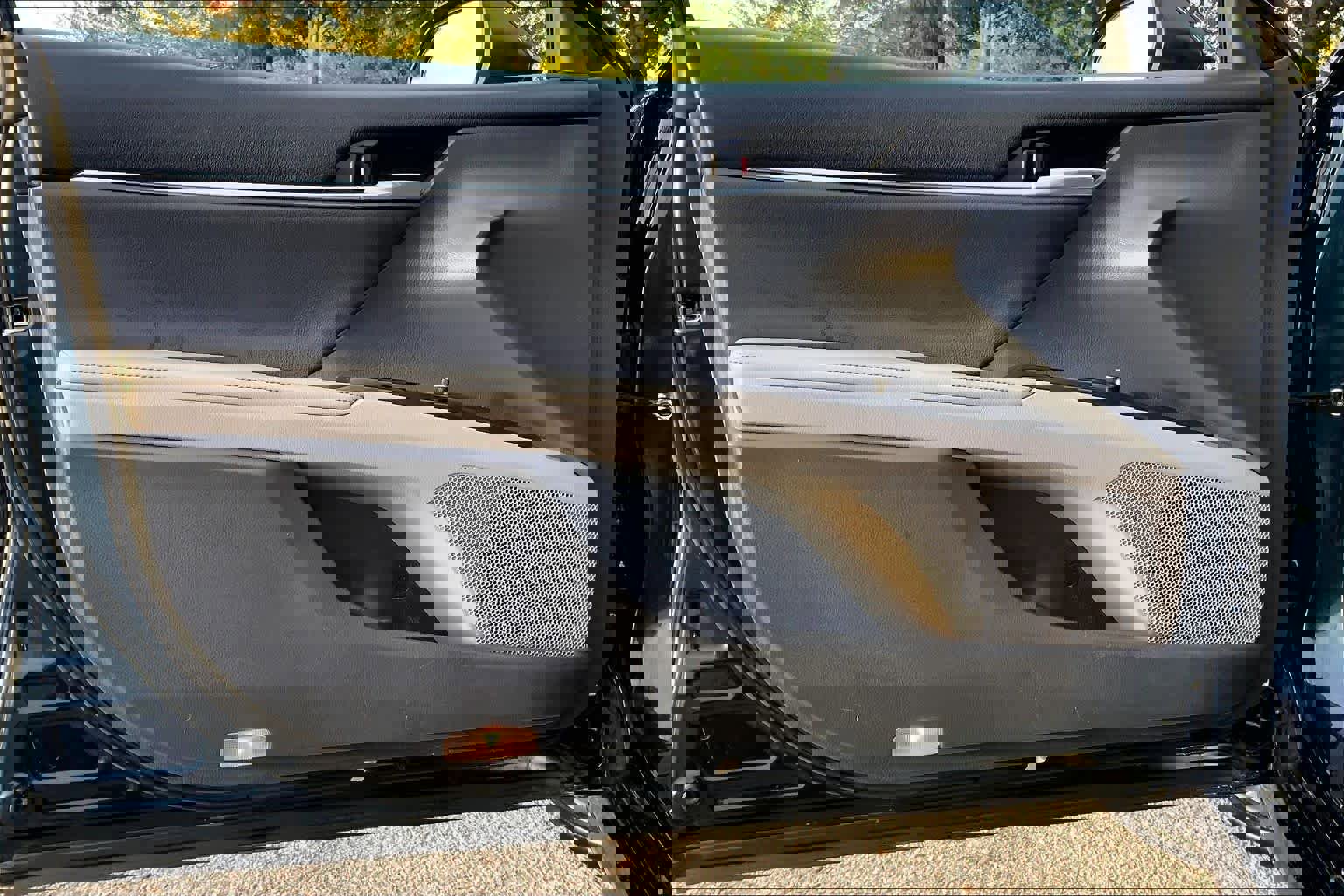 Used 2021 Toyota Camry XLE image 22