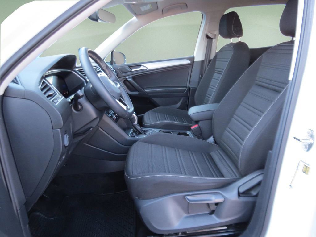 Used 2023 Volkswagen Tiguan S FWD image 15