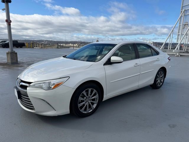 Used 2015 Toyota Camry XLE w/ Convenience Package image 4
