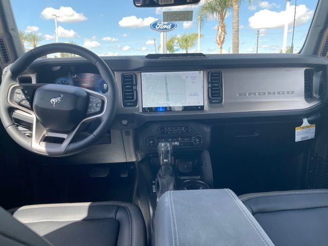 New 2026 Ford Bronco Outer Banks w/ Sasquatch Package AWD/4WD image 23
