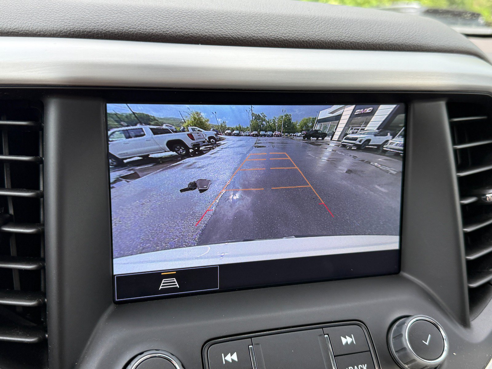 Used 2023 GMC Acadia SLT w/ Preferred Package AWD/4WD image 40