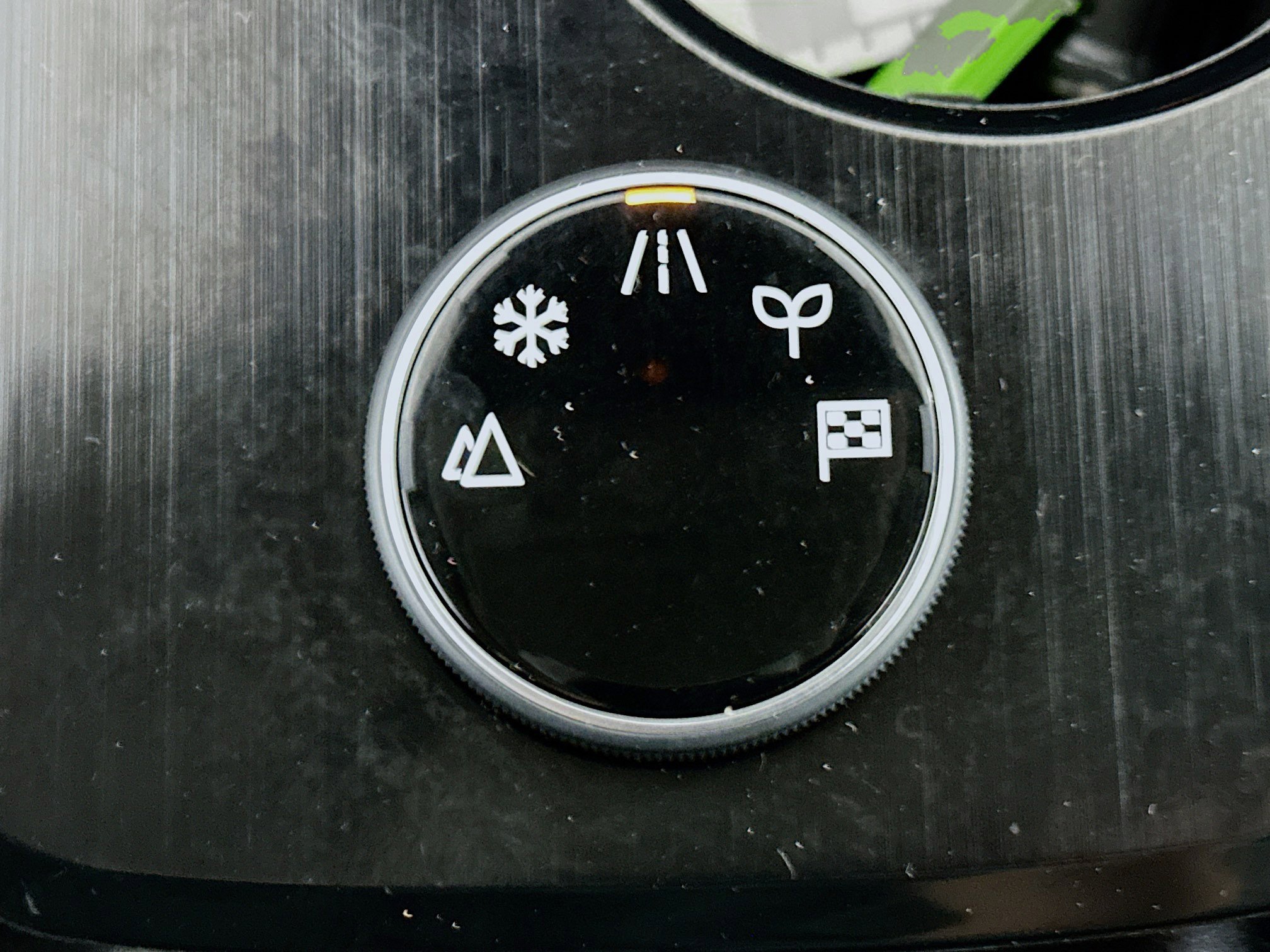 Used 2021 Nissan Rogue SV image 25