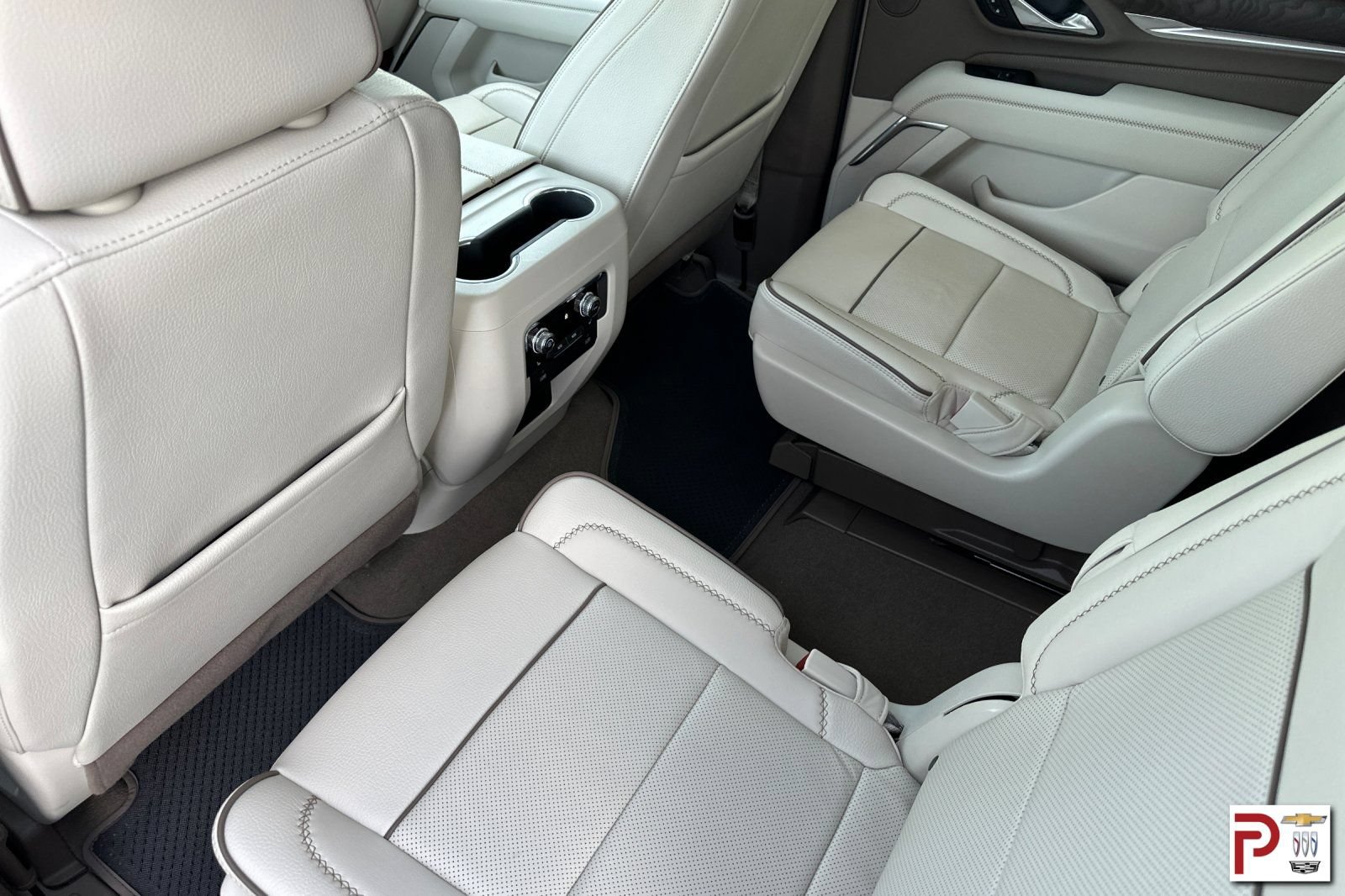 Certified 2024 GMC Yukon Denali AWD/4WD image 13