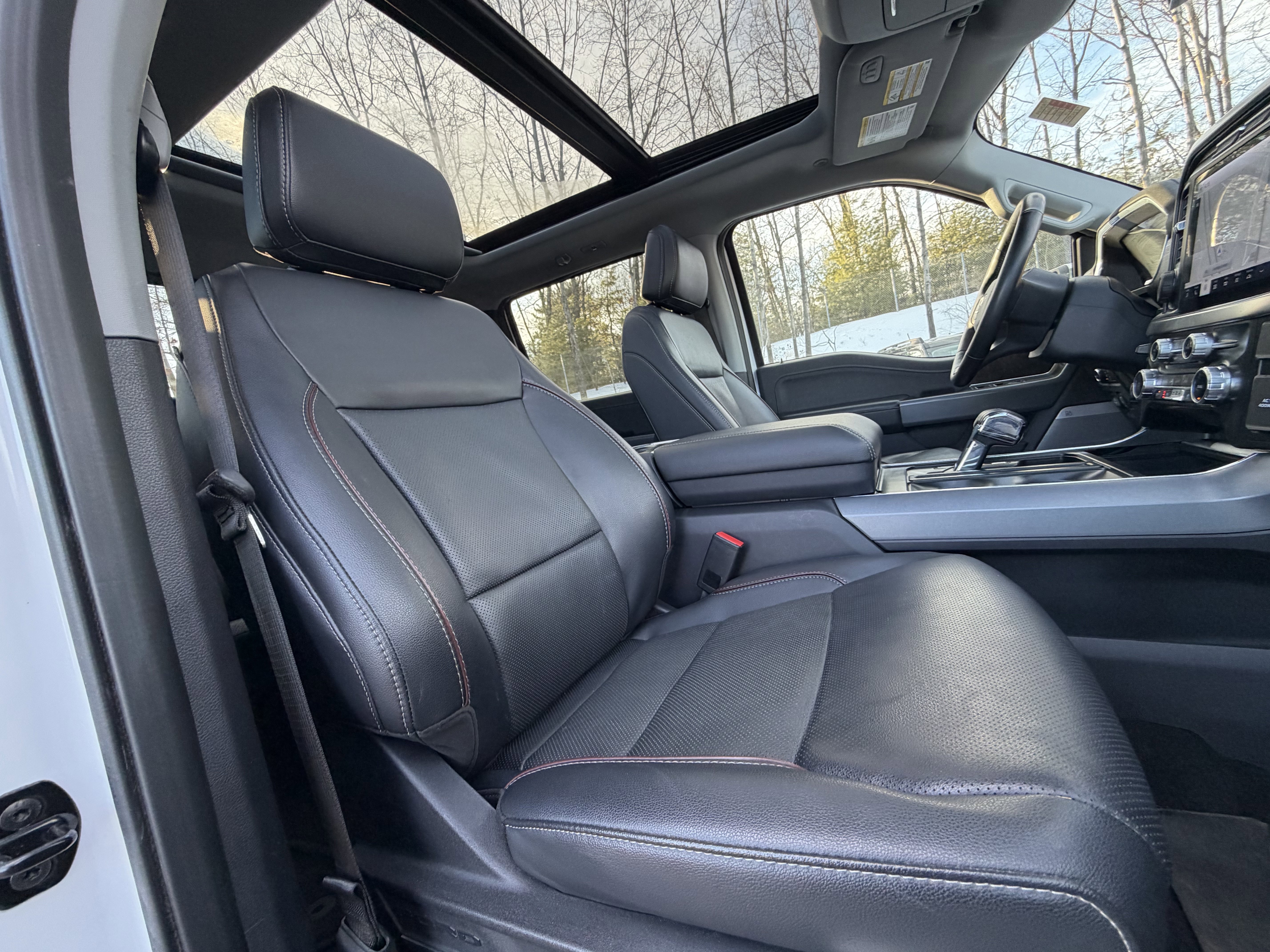 Used 2023 Ford F150 Lariat image 40