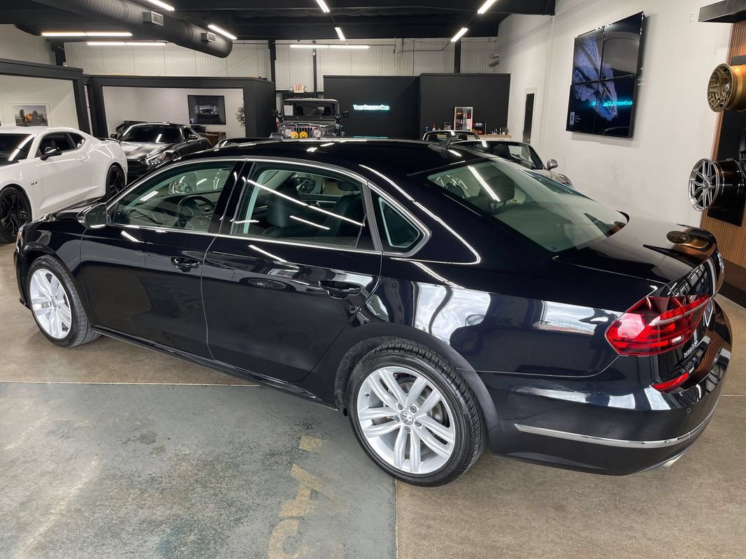 Used 2018 Volkswagen Passat 2.0T SE FWD image 6