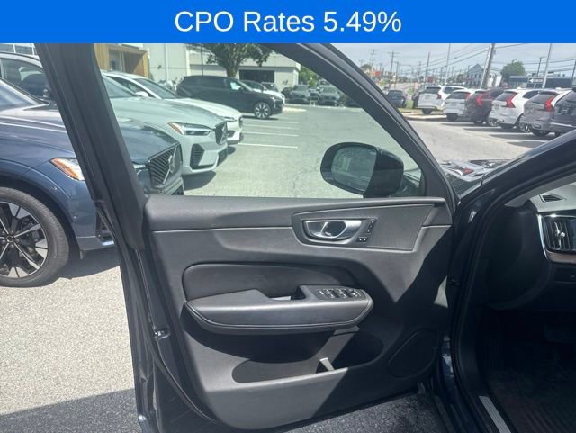 Used 2023 Volvo XC60 B5 Plus AWD/4WD image 19