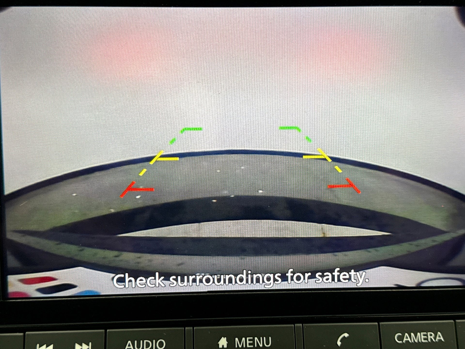 Used 2023 Nissan Rogue S AWD/4WD image 10