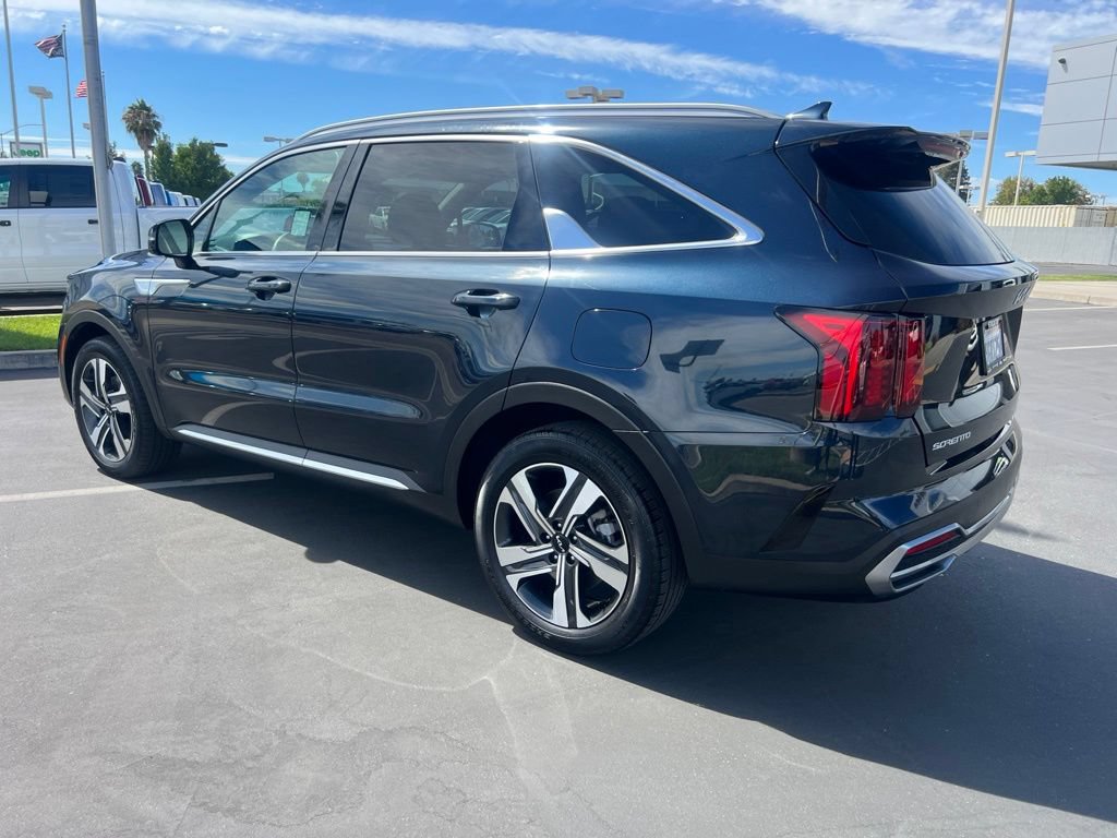 Used 2023 Kia Sorento EX AWD/4WD image 24