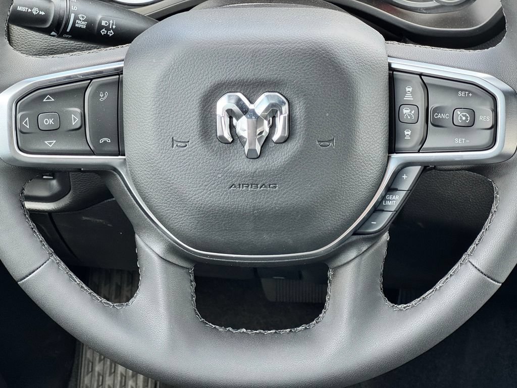 New 2026 RAM 1500 Big Horn AWD/4WD image 17