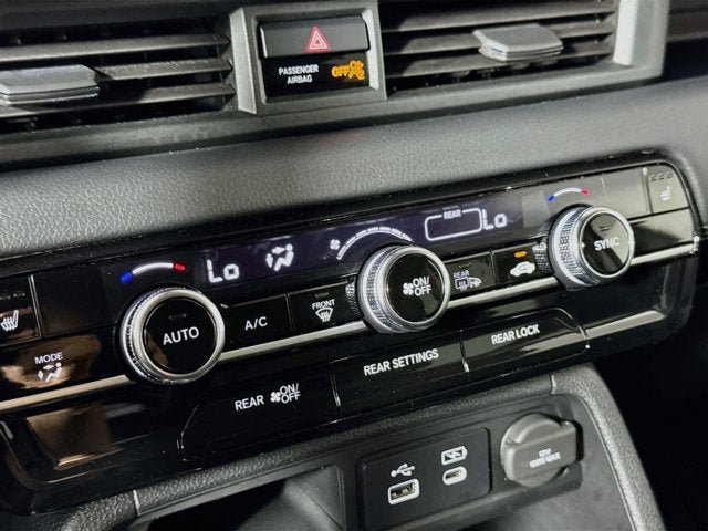 Certified 2024 Kia Sportage EX AWD/4WD image 15