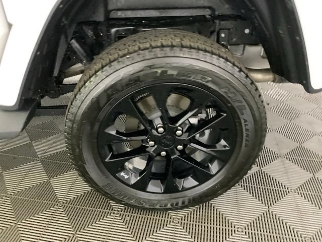 Used 2022 Jeep Gladiator Overland AWD/4WD image 10