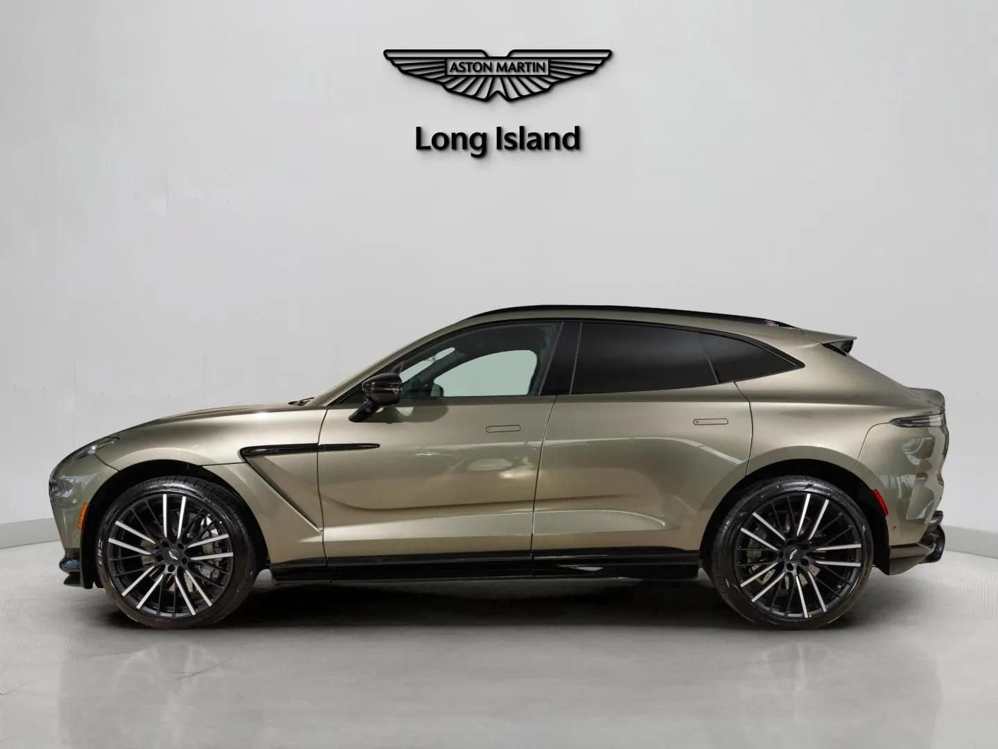 New 2026 Aston Martin DBX 707 AWD/4WD image 7
