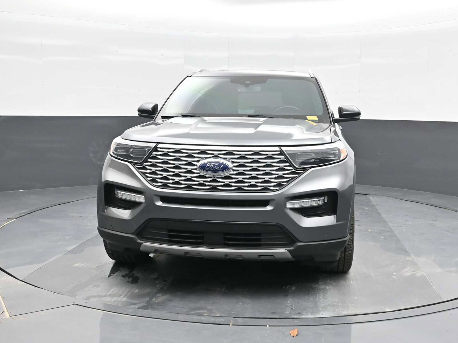 Used 2021 Ford Explorer Platinum w/ Equipment Group 601A image 8