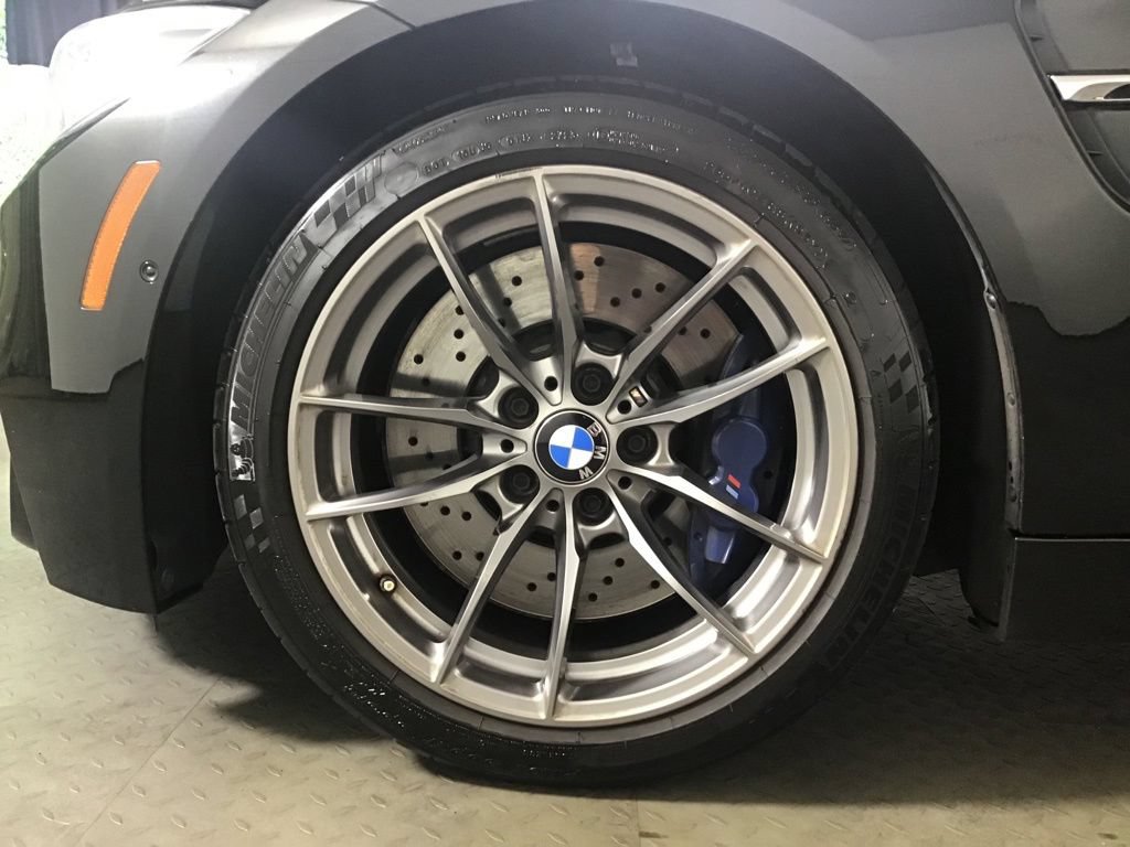 Used 2015 BMW M4 Convertible RWD image 11