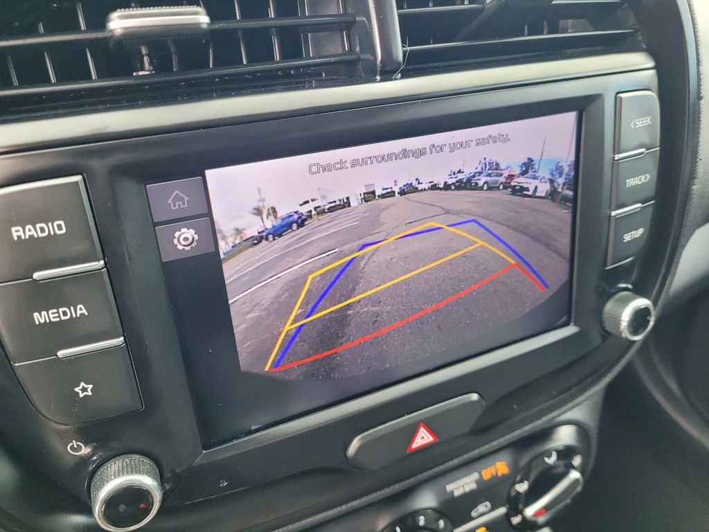 Used 2022 Kia Soul LX image 13