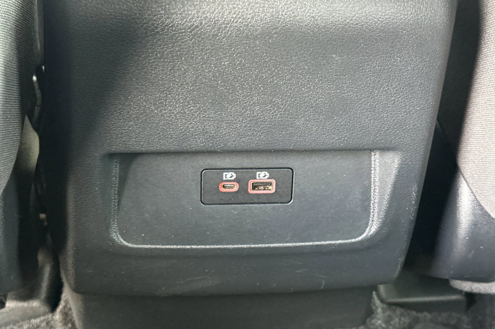 Used 2023 Nissan Frontier SV w/ Midnight Edition Package image 16