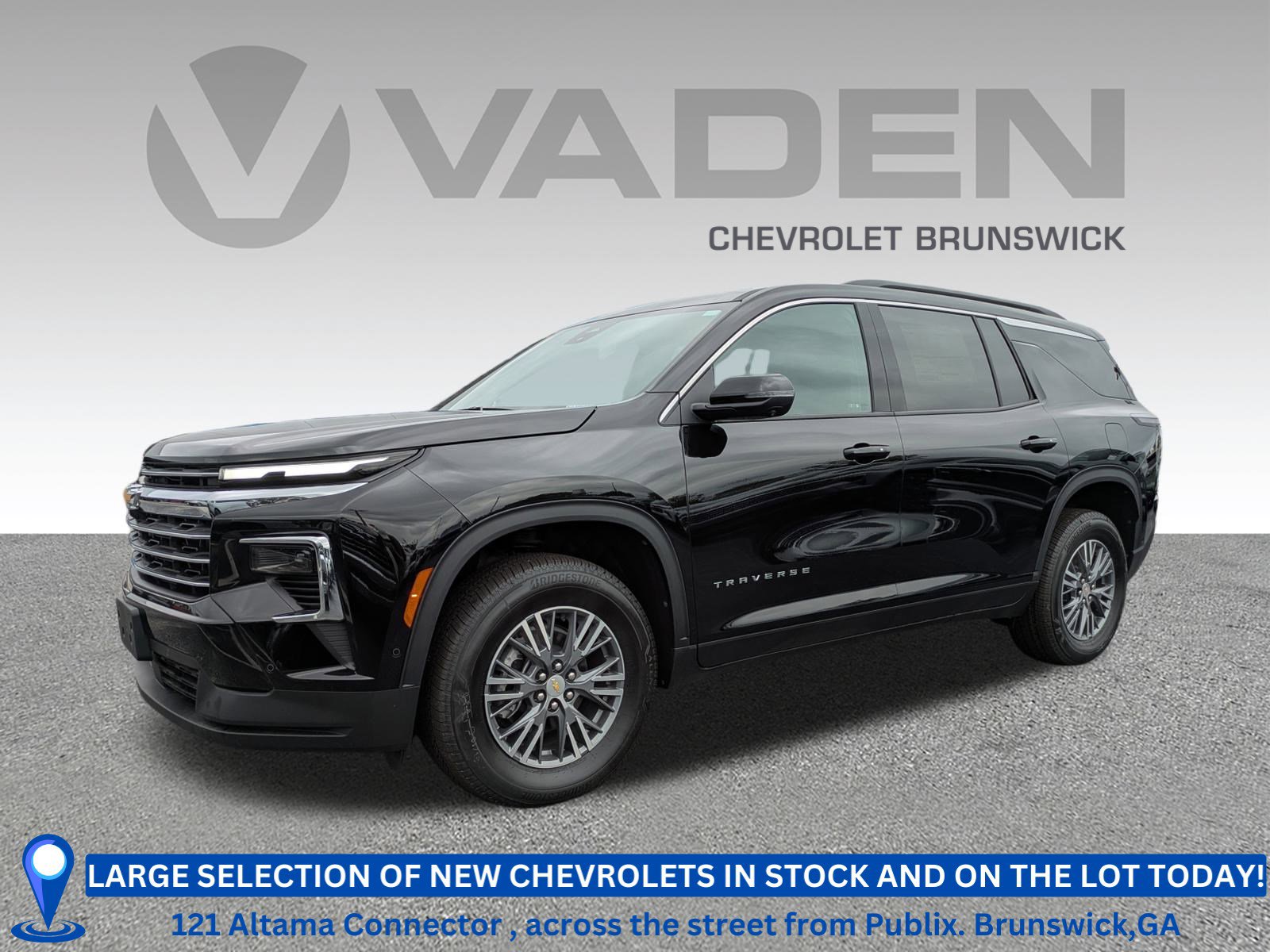 New 2025 Chevrolet Traverse LT w/ Enhanced Driving Package image 1