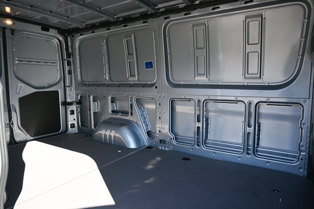 Used 2026 Mercedes-Benz Sprinter 2500 image 17