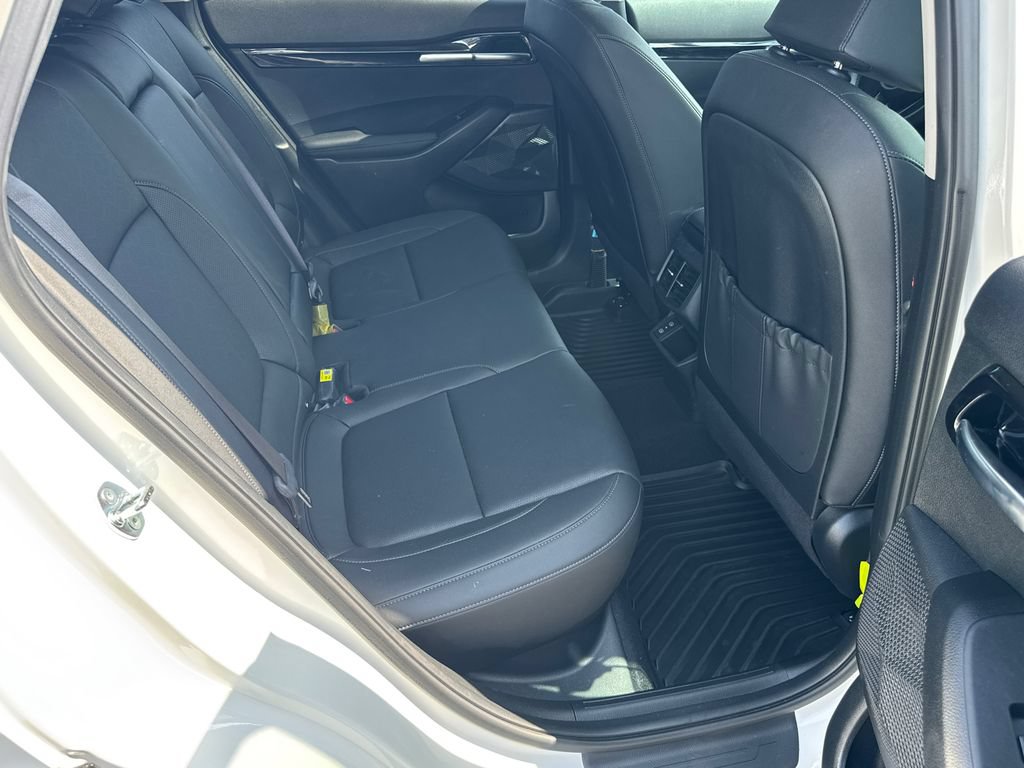 Certified 2025 Kia Seltos EX w/ EX Sunroof Package AWD/4WD image 15