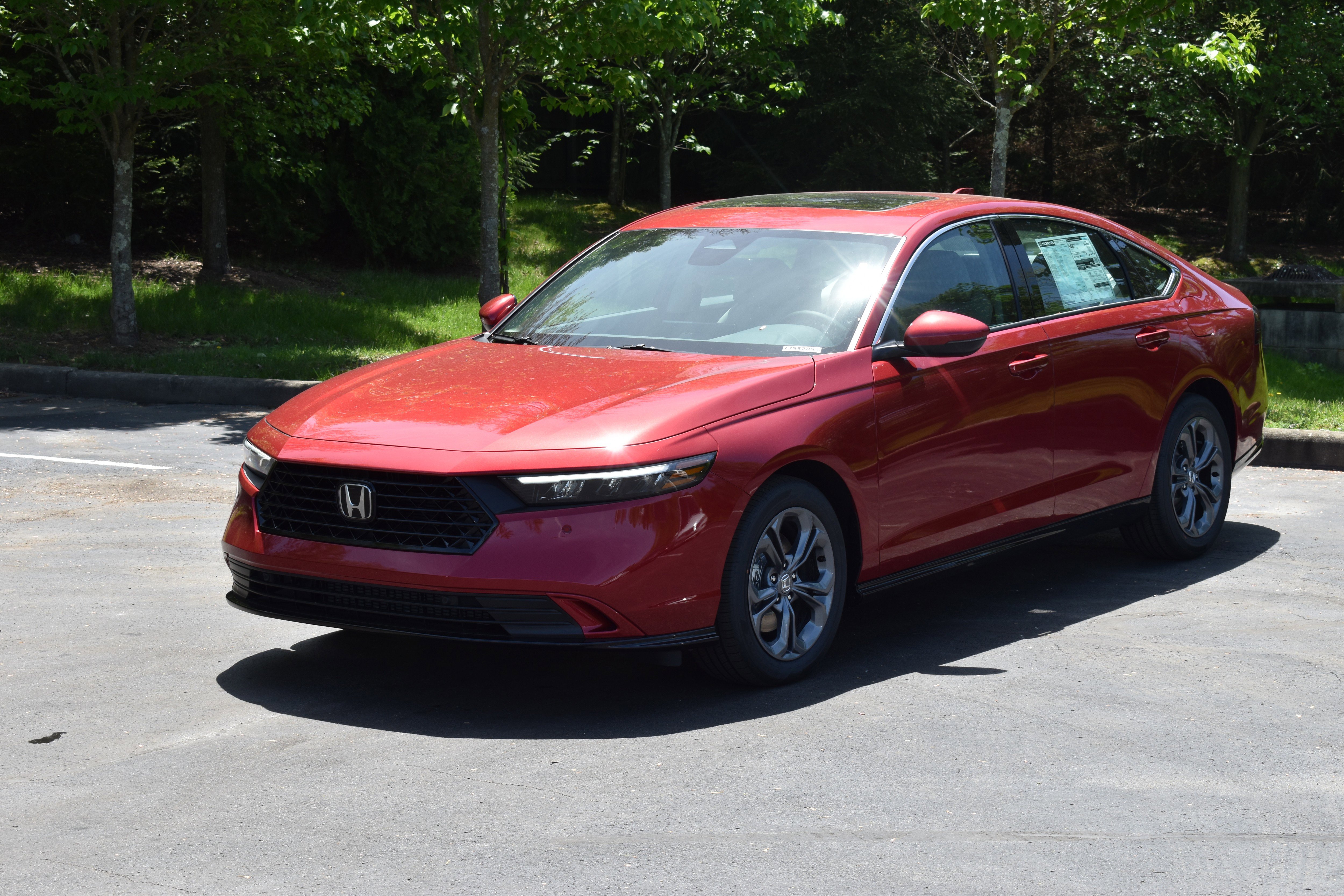 New 2025 Honda Accord EX-L image 3