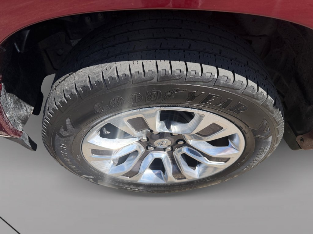 Used 2023 RAM 1500 Limited AWD/4WD image 11