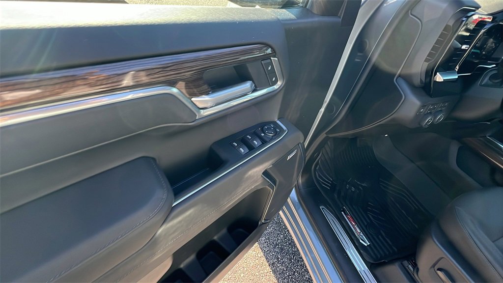 New 2026 Chevrolet Silverado 1500 RST w/ RST All Star Premium Package image 12
