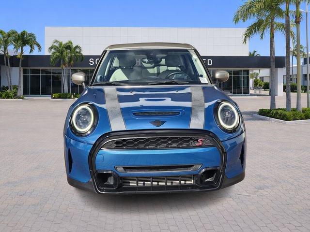 Used 2022 MINI Cooper S image 2