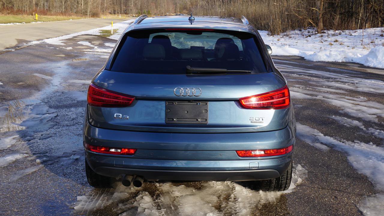 Used 2017 Audi Q3 2.0T Premium Plus w/ Premium Plus Package image 4