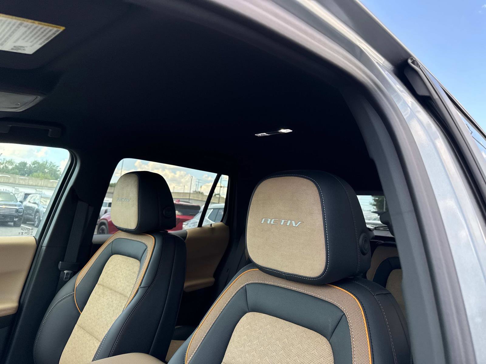 New 2026 Chevrolet Equinox ACTIV w/ LPO, Floor Liner Package image 18