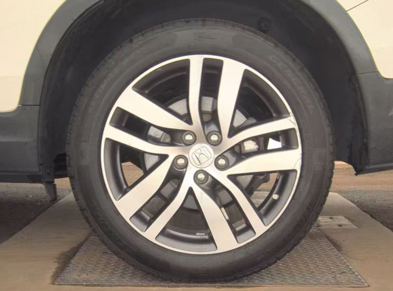 Used 2016 Honda Pilot Touring image 13