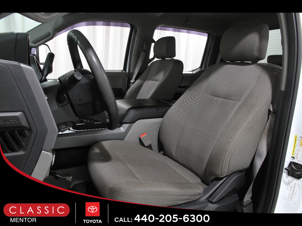 Used 2019 Ford F250 XLT w/ XLT Premium Package image 6