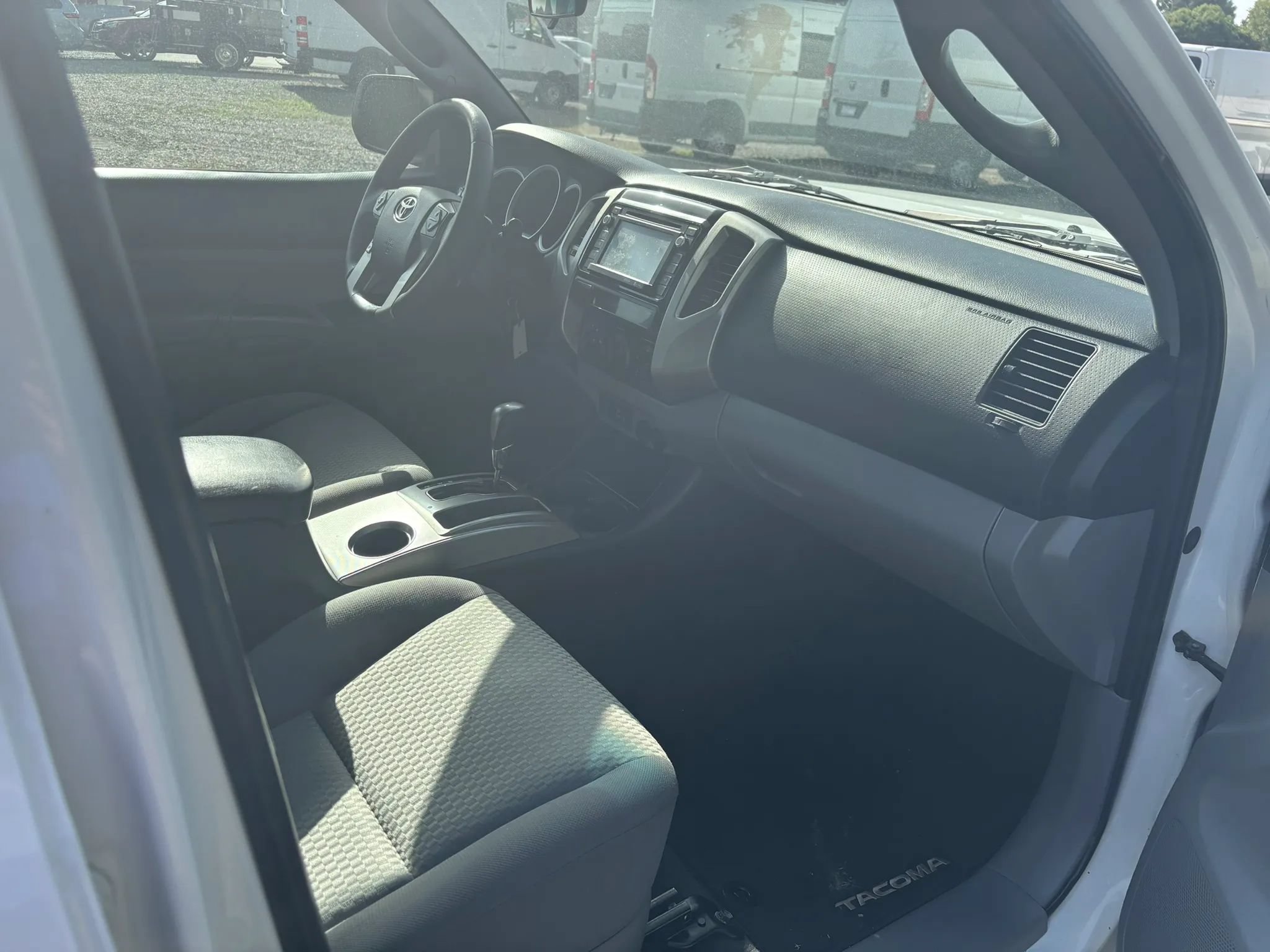 Used 2015 Toyota Tacoma PreRunner w/ SR5 Package RWD image 21